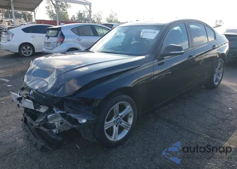 2015 BMW 328I z USA, uszkodzony, nr VIN WBA3C1C56FK120915